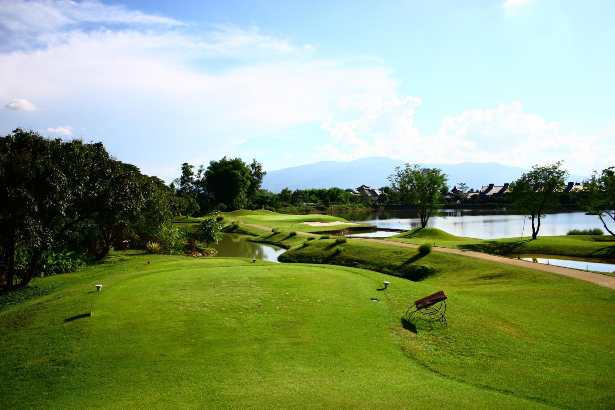 Mae Jo Golf Resort & Spa Ban Ban San Sai Eksteriør billede